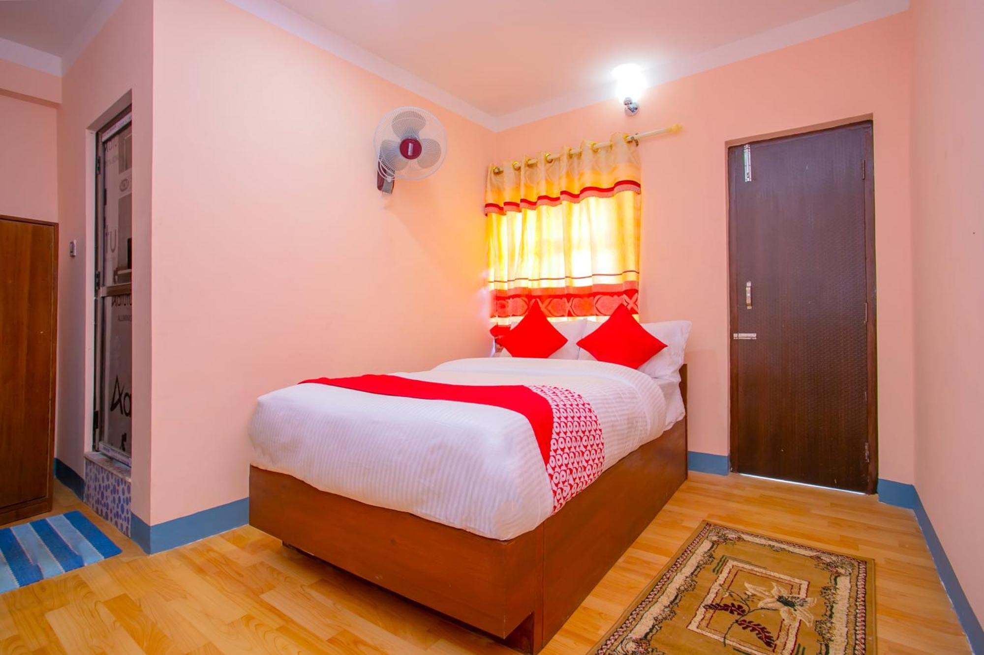Oyo 589 Hotel Trimurti Κατμαντού Εξωτερικό φωτογραφία