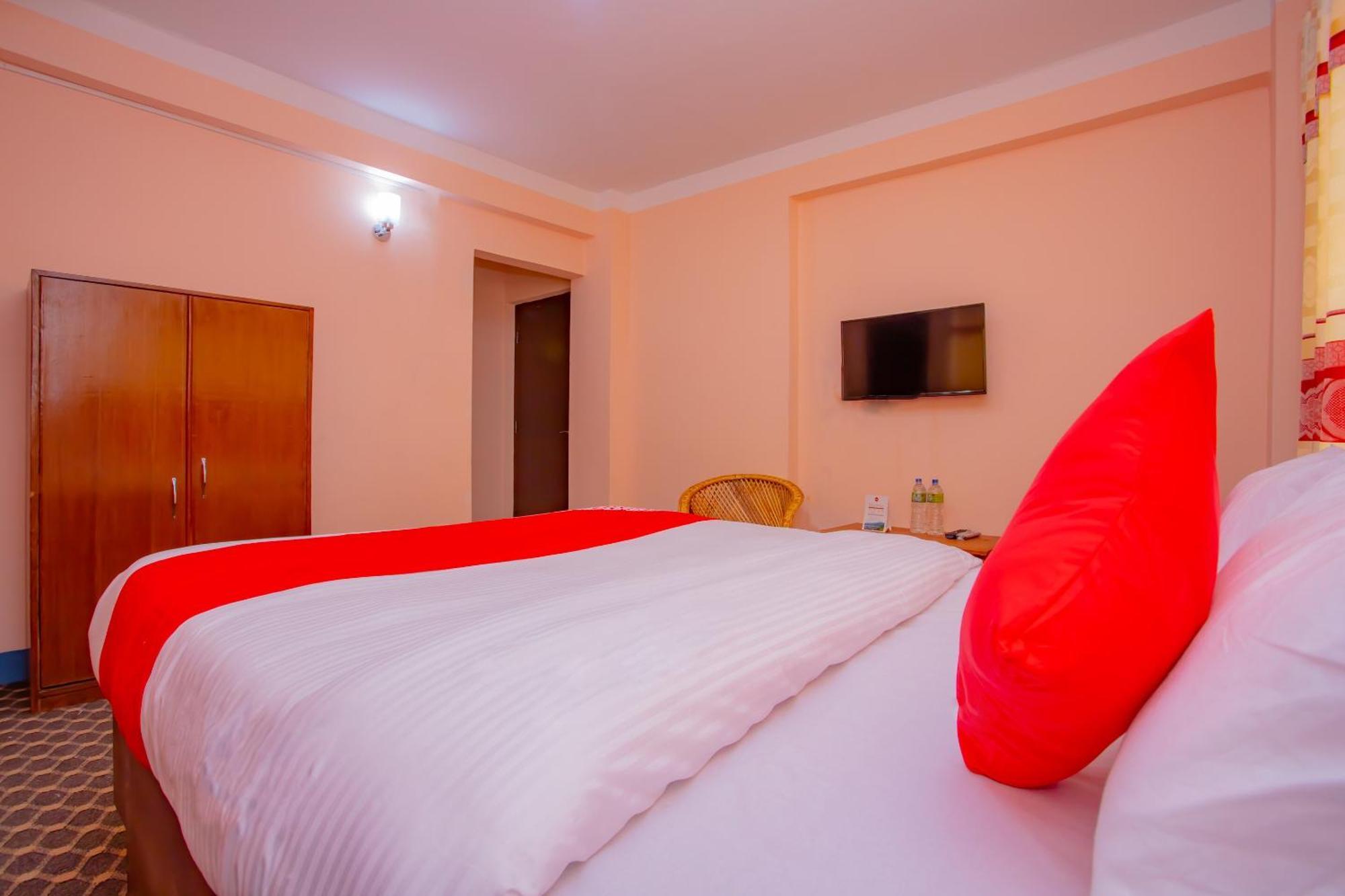 Oyo 589 Hotel Trimurti Κατμαντού Εξωτερικό φωτογραφία