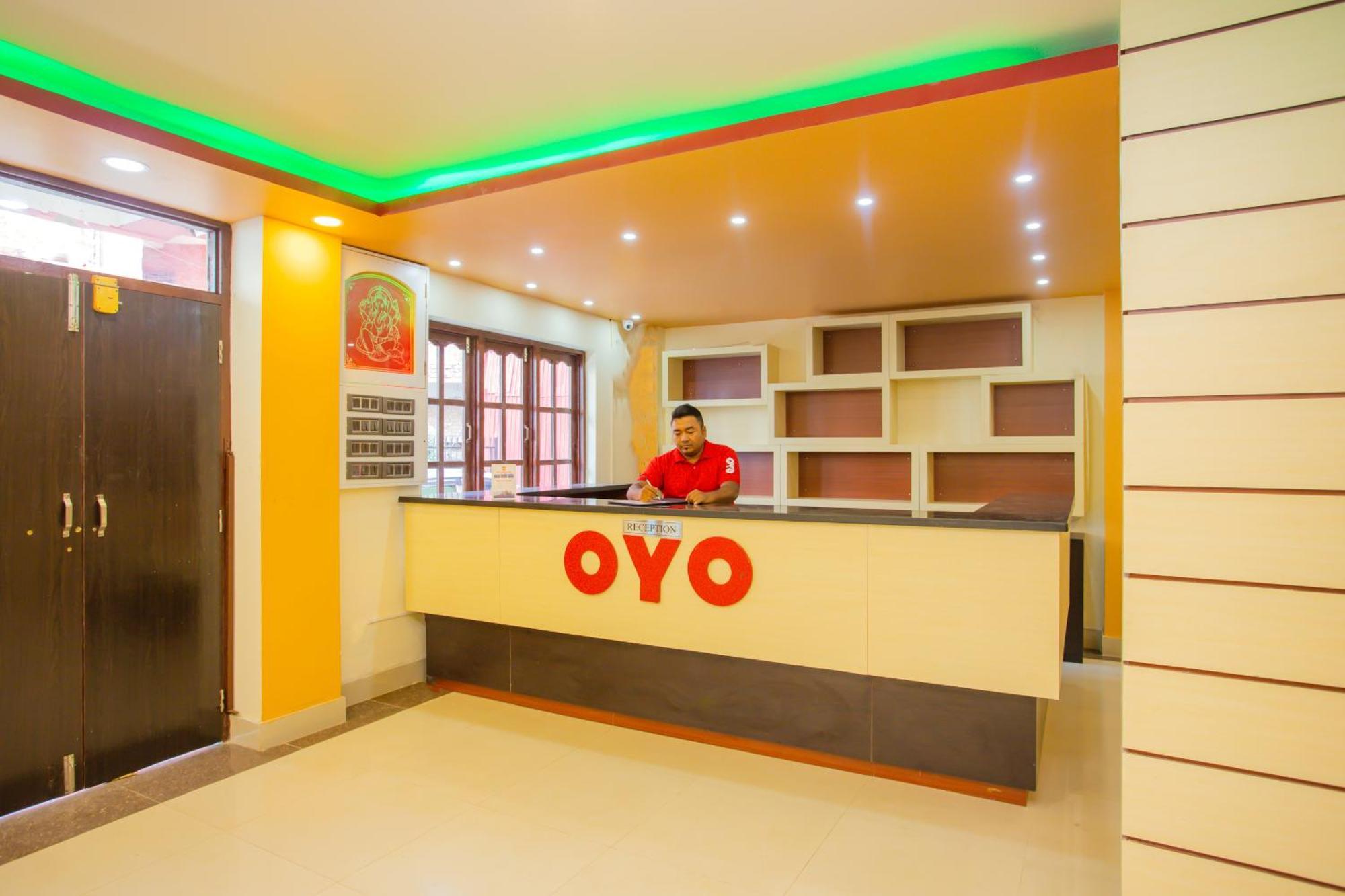 Oyo 589 Hotel Trimurti Κατμαντού Εξωτερικό φωτογραφία